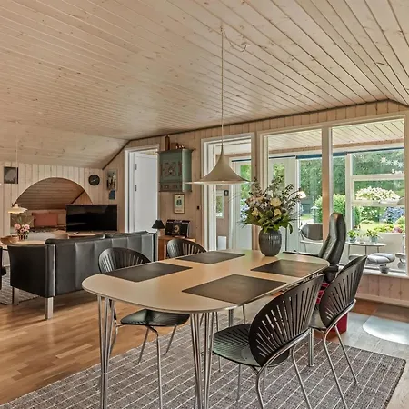 Lenya - 33km From The Sea By Interhome Holiday home *